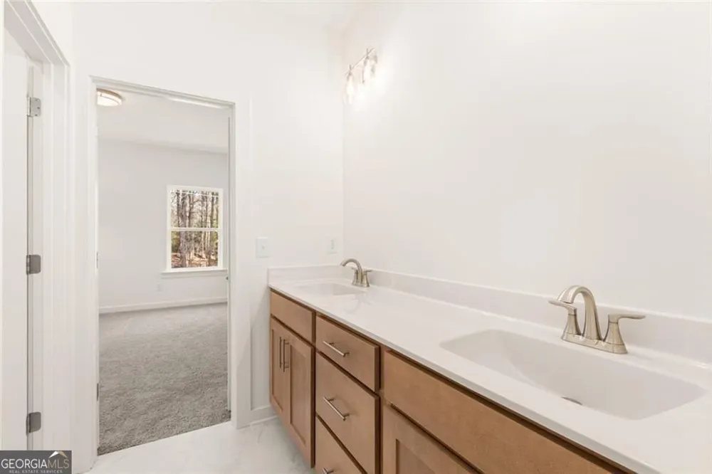 8290 Creekside Overlook DR Gainesville, GA 30506