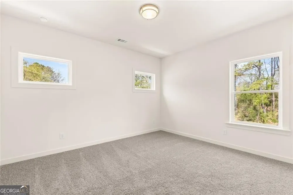 8290 Creekside Overlook DR Gainesville, GA 30506