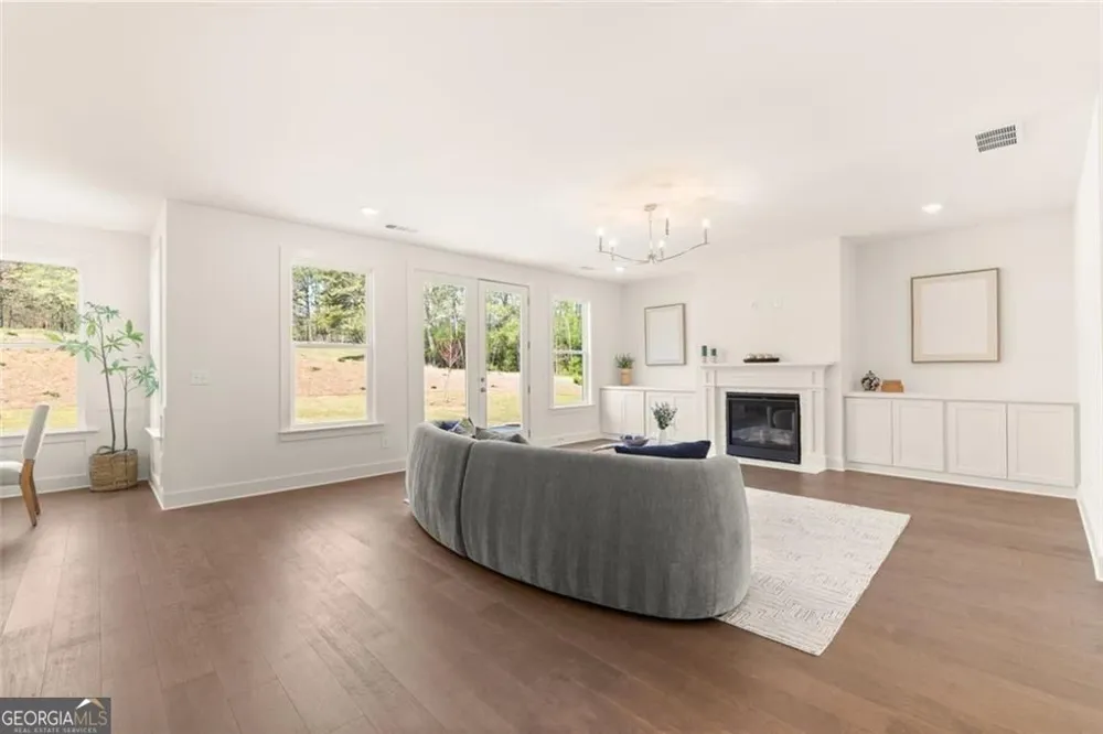 8290 Creekside Overlook DR Gainesville, GA 30506