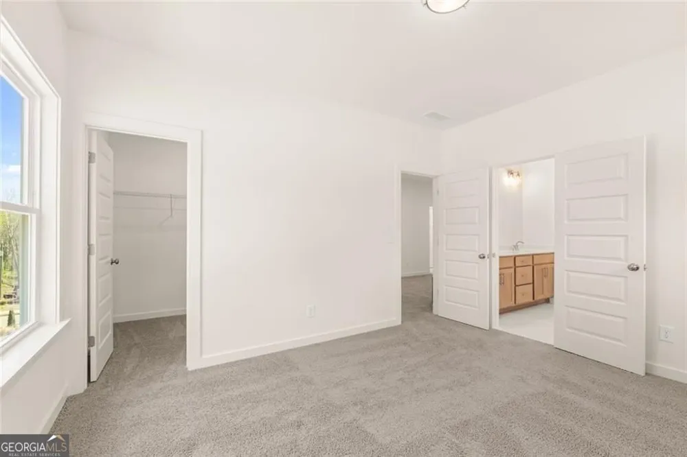 8290 Creekside Overlook DR Gainesville, GA 30506