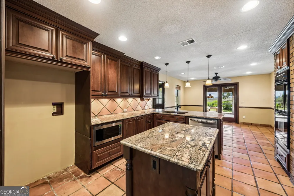 811 Park ST St. Marys, GA 31558