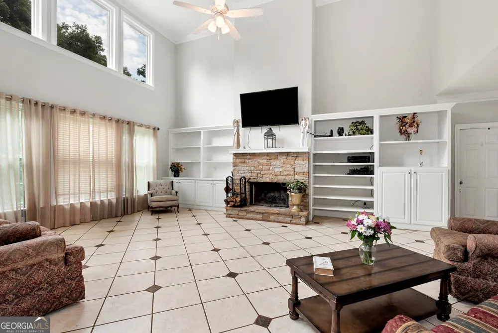 5794 Julian Baugh RD Lula, GA 30554