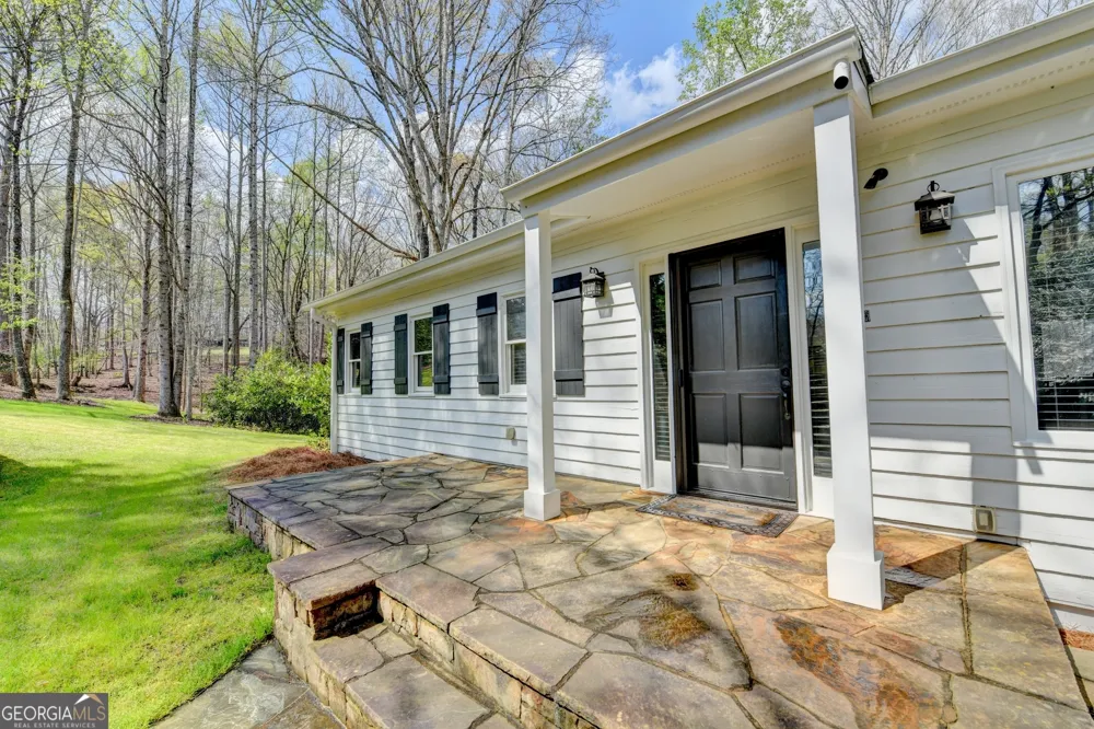 2435 Southers CIR Suwanee, GA 30024
