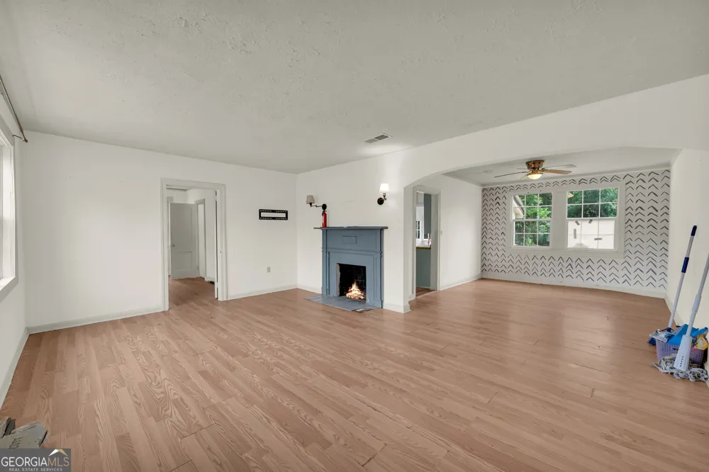 221 Edwards ST Elberton, GA 30635
