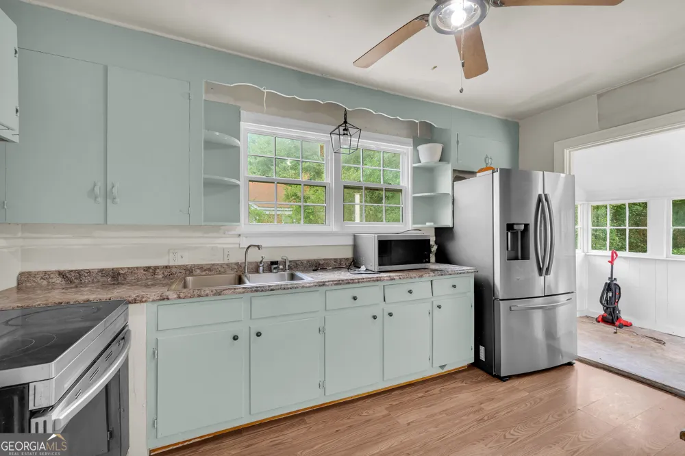 221 Edwards ST Elberton, GA 30635