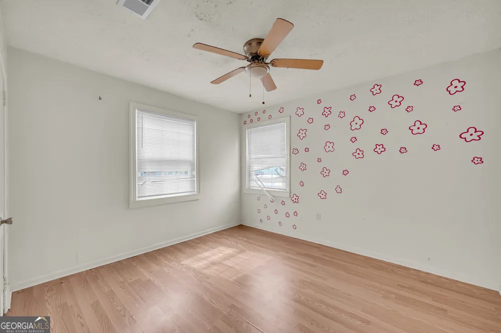 221 Edwards ST Elberton, GA 30635
