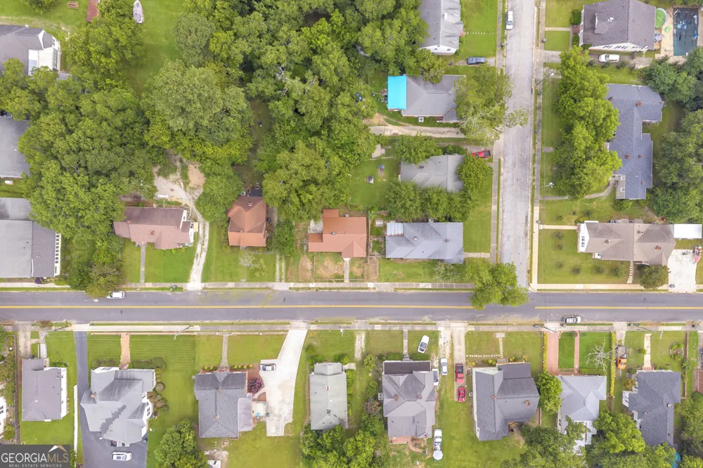 221 Edwards ST Elberton, GA 30635