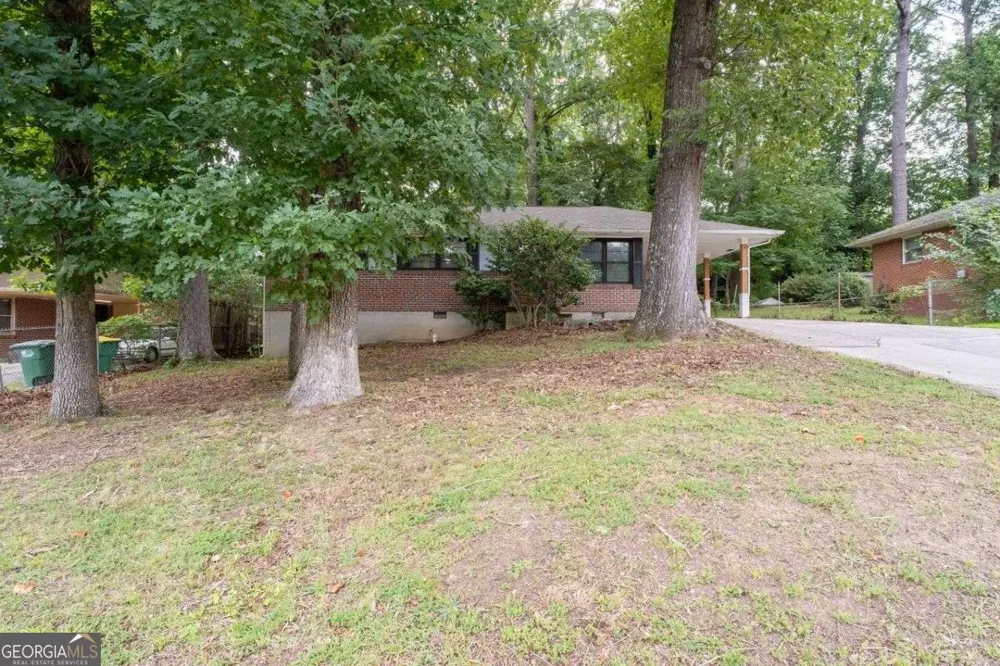 4642 Bartlett RD Forest Park, GA 30297