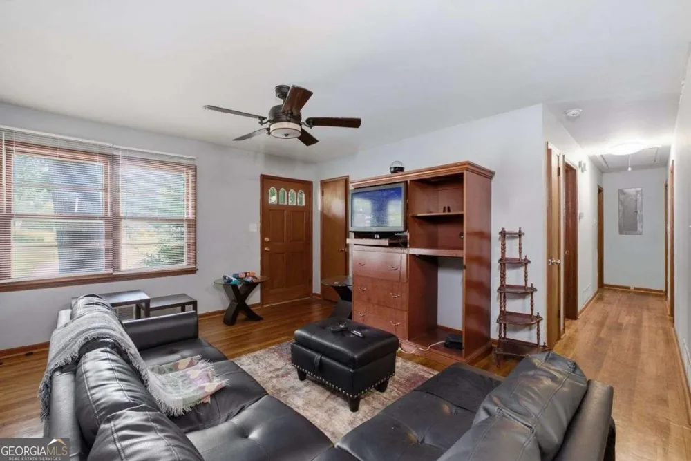 4642 Bartlett RD Forest Park, GA 30297