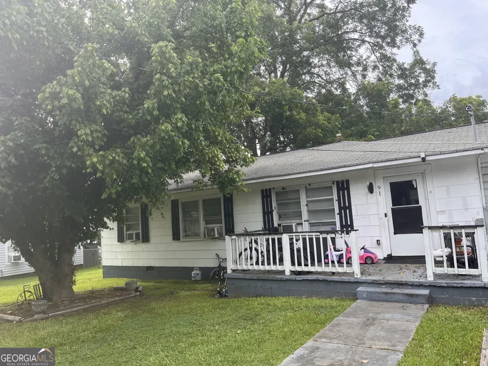 91 W Lipham ST Tallapoosa, GA 30176