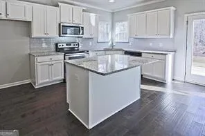 1406 Weeping Tree DR Auburn, GA 30011
