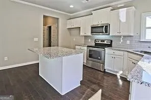 1406 Weeping Tree DR Auburn, GA 30011