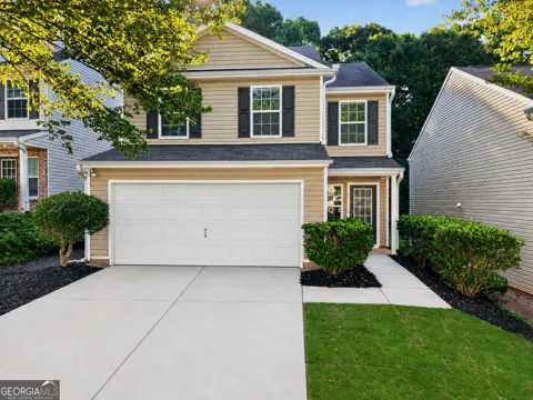 2820 Mayfair DR