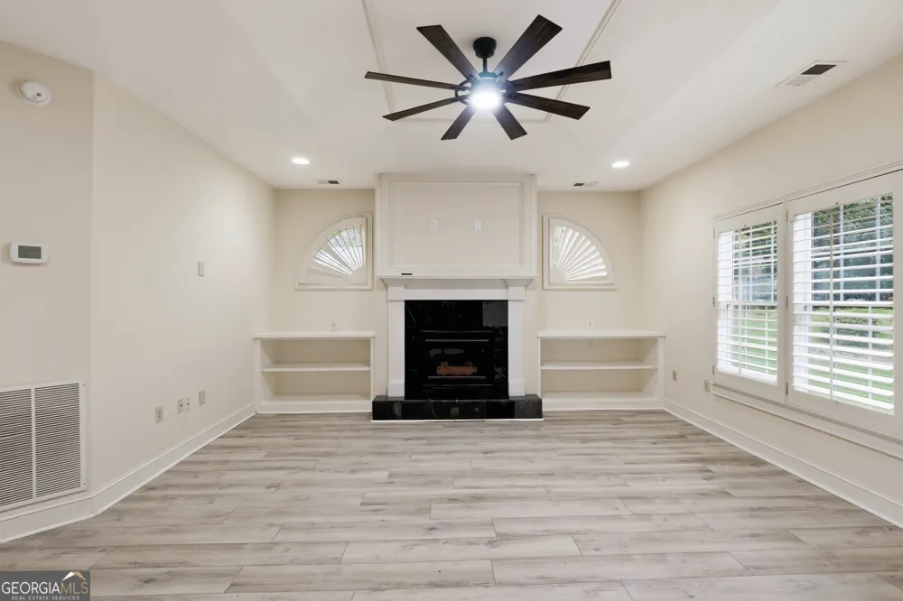 100 Clay CT Tyrone, GA 30290