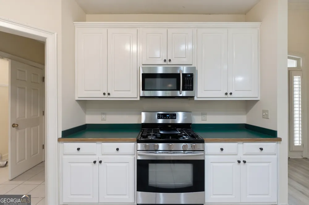 100 Clay CT Tyrone, GA 30290
