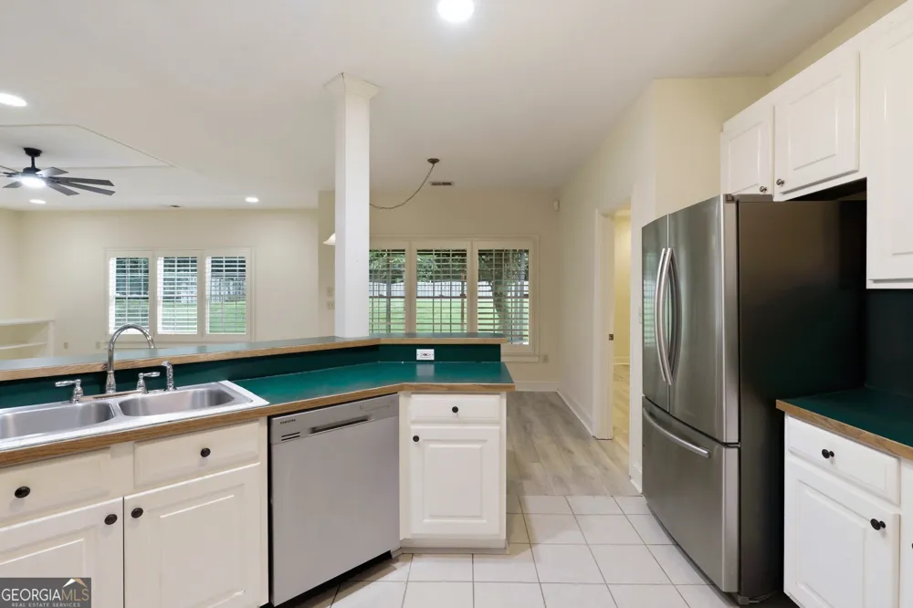 100 Clay CT Tyrone, GA 30290