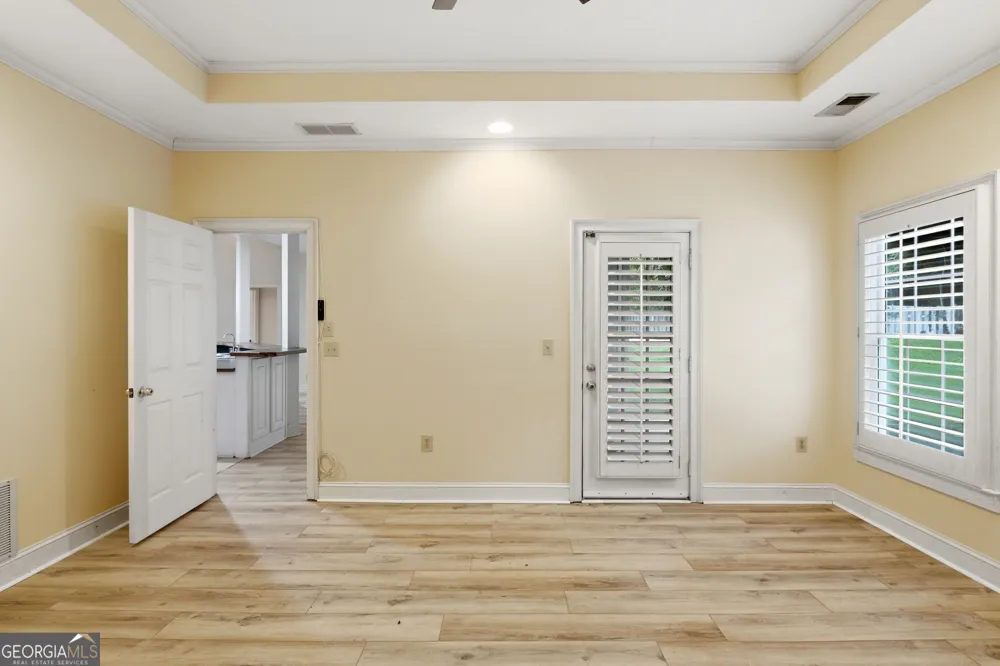 100 Clay CT Tyrone, GA 30290