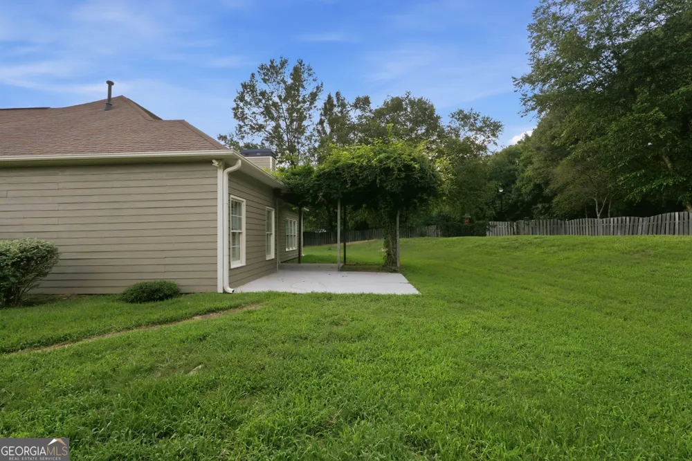 100 Clay CT Tyrone, GA 30290