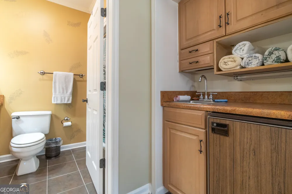 41 International Village DR Helen, GA 30545