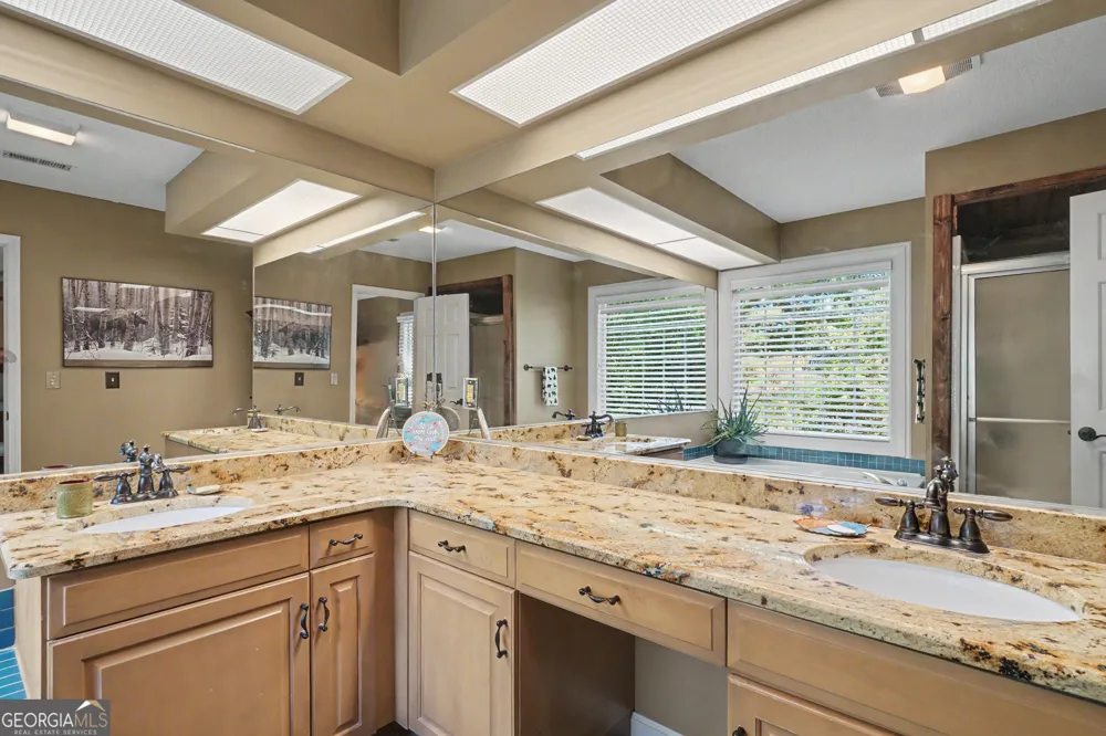 41 International Village DR Helen, GA 30545