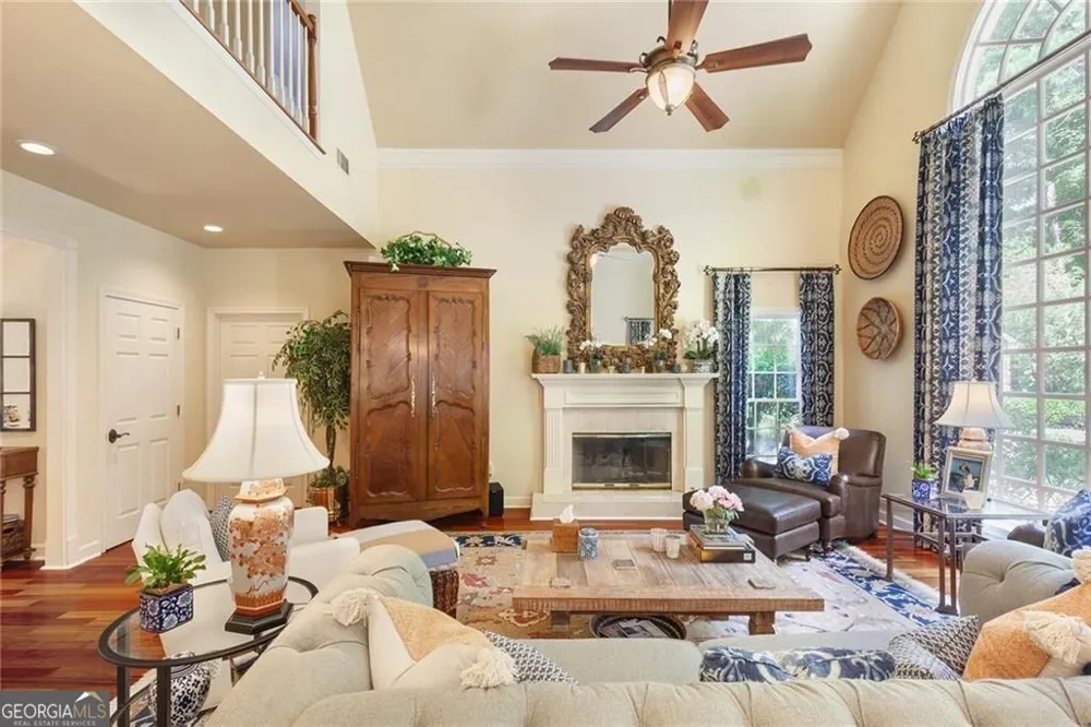 5825 Plantation DR Roswell, GA 30075