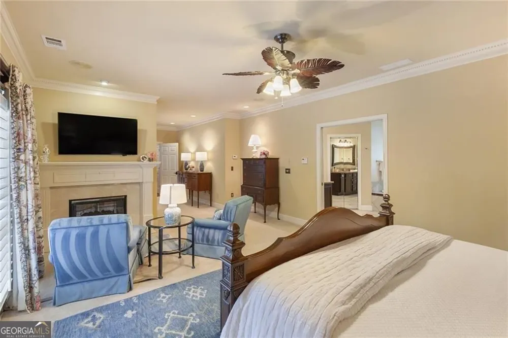 5825 Plantation DR Roswell, GA 30075