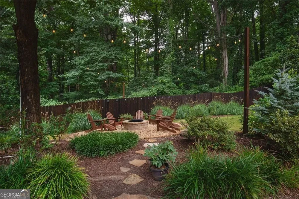 5825 Plantation DR Roswell, GA 30075