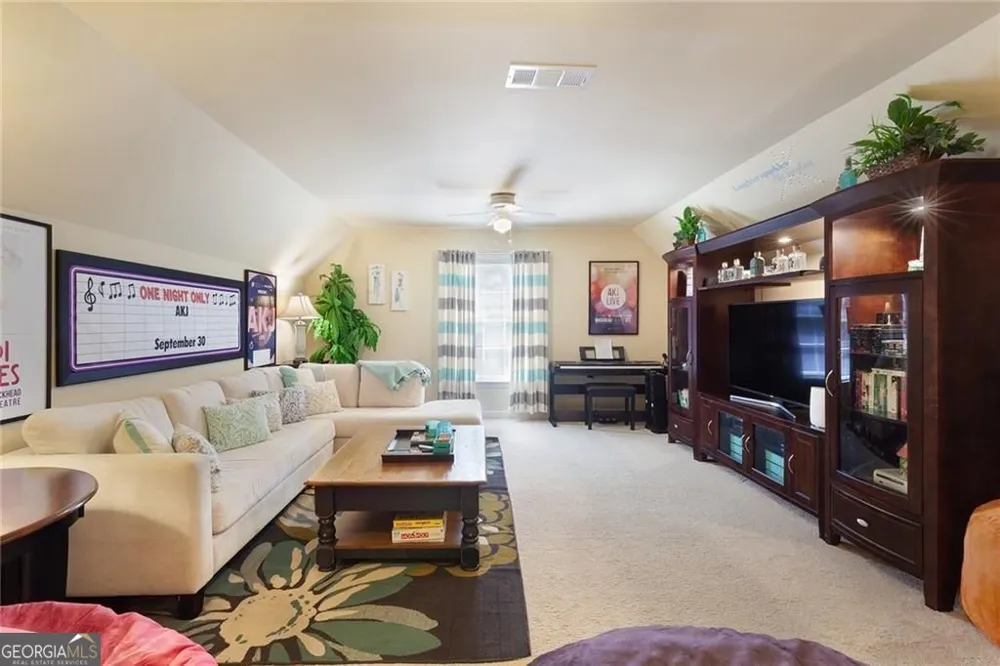 5825 Plantation DR Roswell, GA 30075