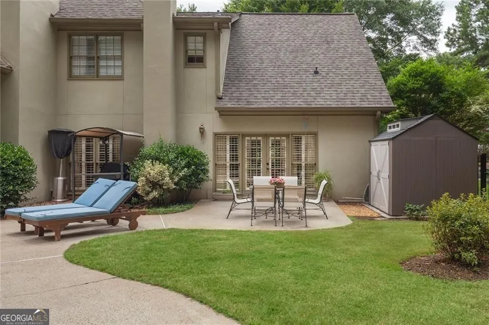 5825 Plantation DR Roswell, GA 30075