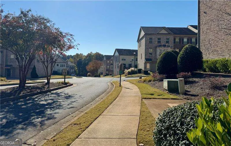 284 Autry Mill LN Suwanee, GA 30024