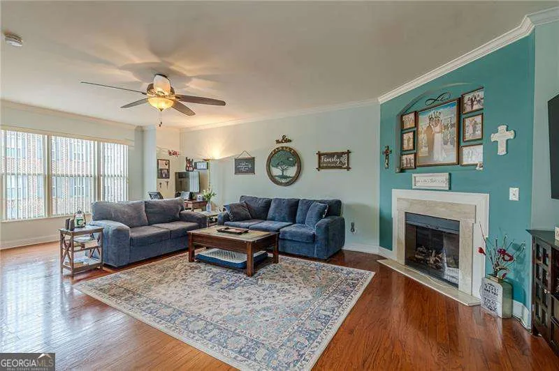 284 Autry Mill LN Suwanee, GA 30024