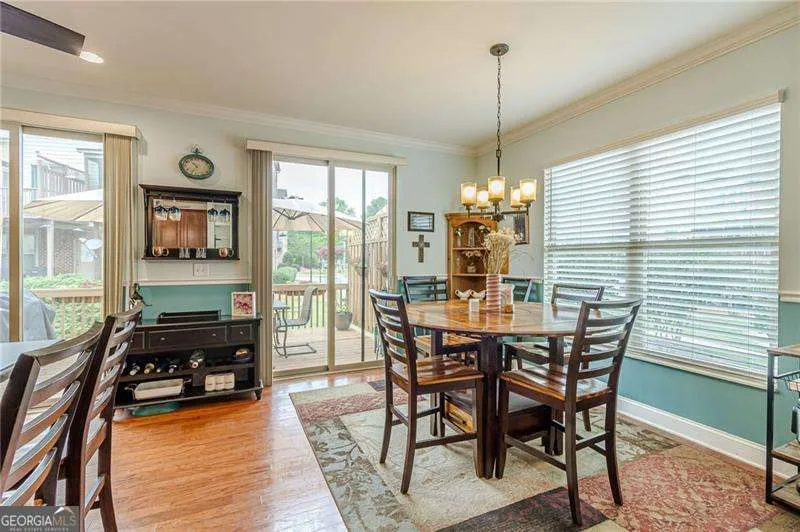 284 Autry Mill LN Suwanee, GA 30024