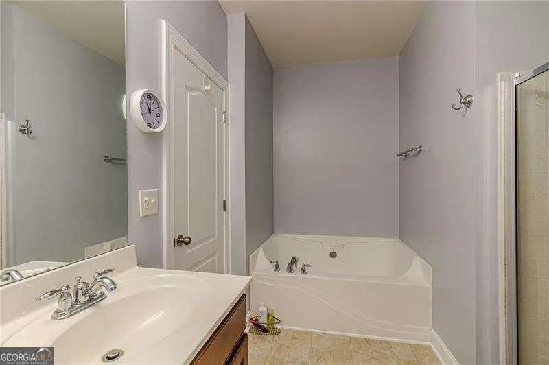 284 Autry Mill LN Suwanee, GA 30024