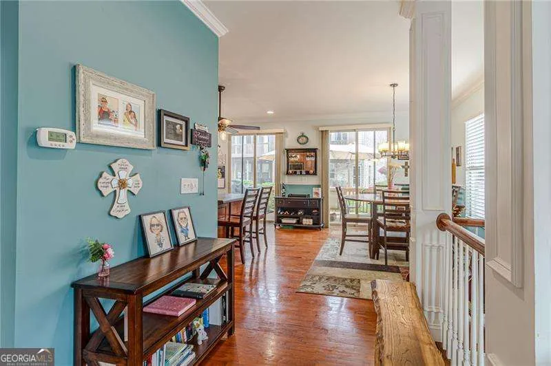 284 Autry Mill LN Suwanee, GA 30024