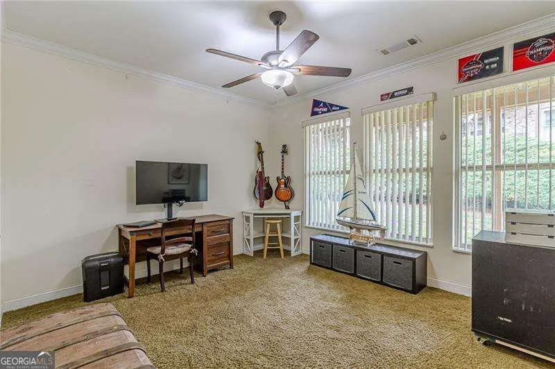 284 Autry Mill LN Suwanee, GA 30024