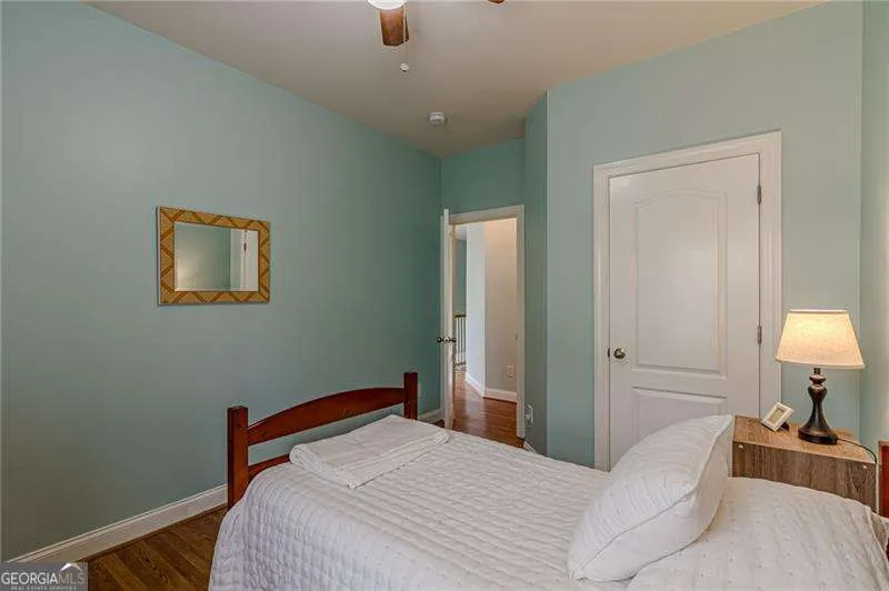 284 Autry Mill LN Suwanee, GA 30024