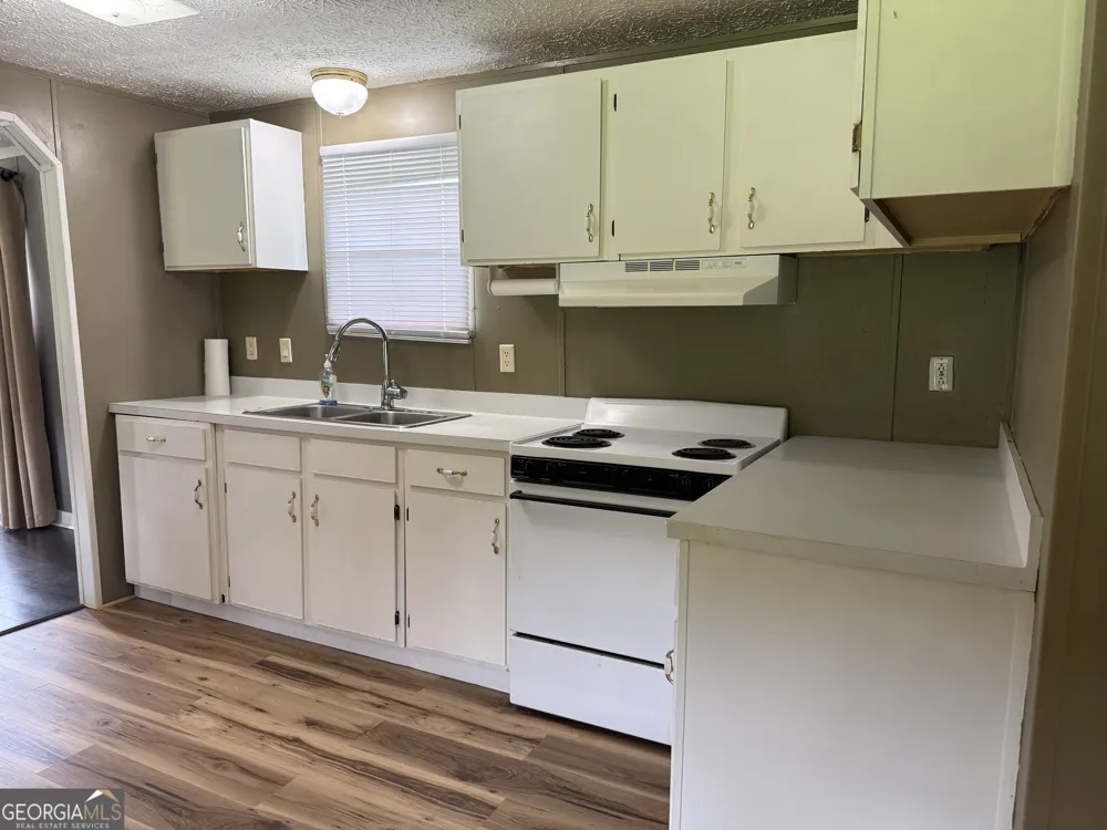86.92 H B Dixon RD Sparta, GA 31087