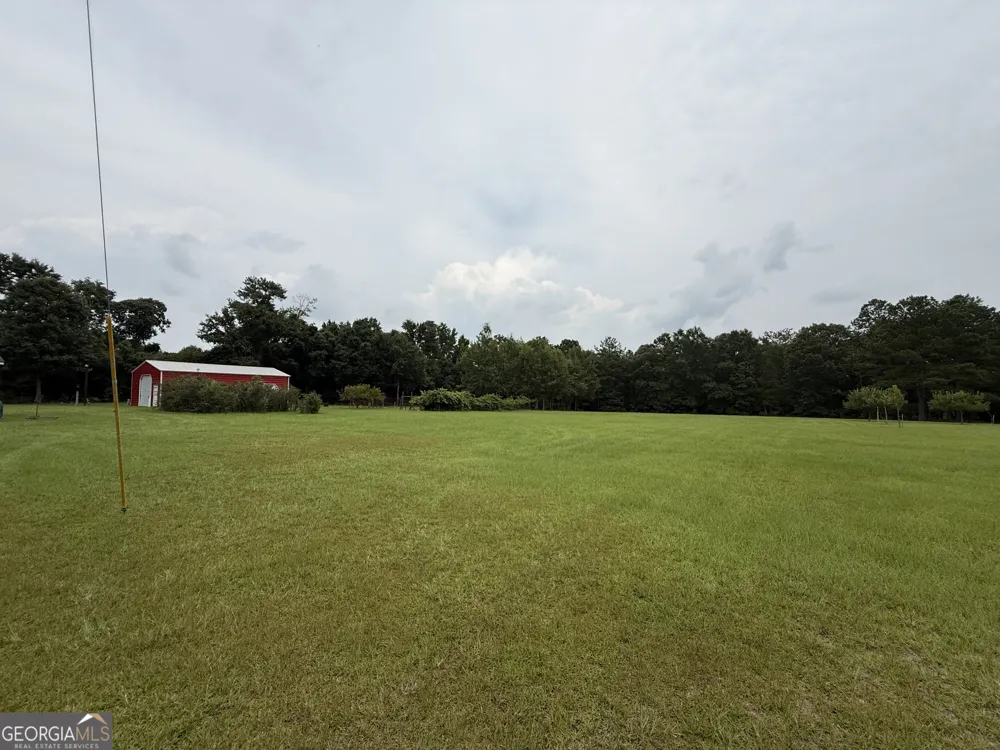 86.92 H B Dixon RD Sparta, GA 31087