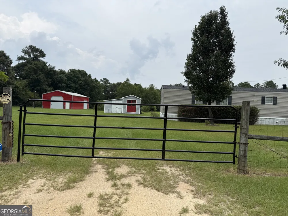 86.92 H B Dixon RD Sparta, GA 31087