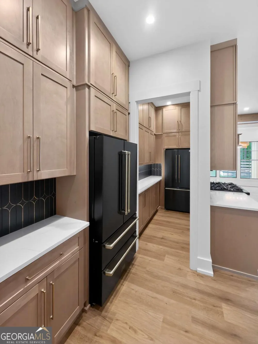 542A Palm ST Holly Springs, GA 30115