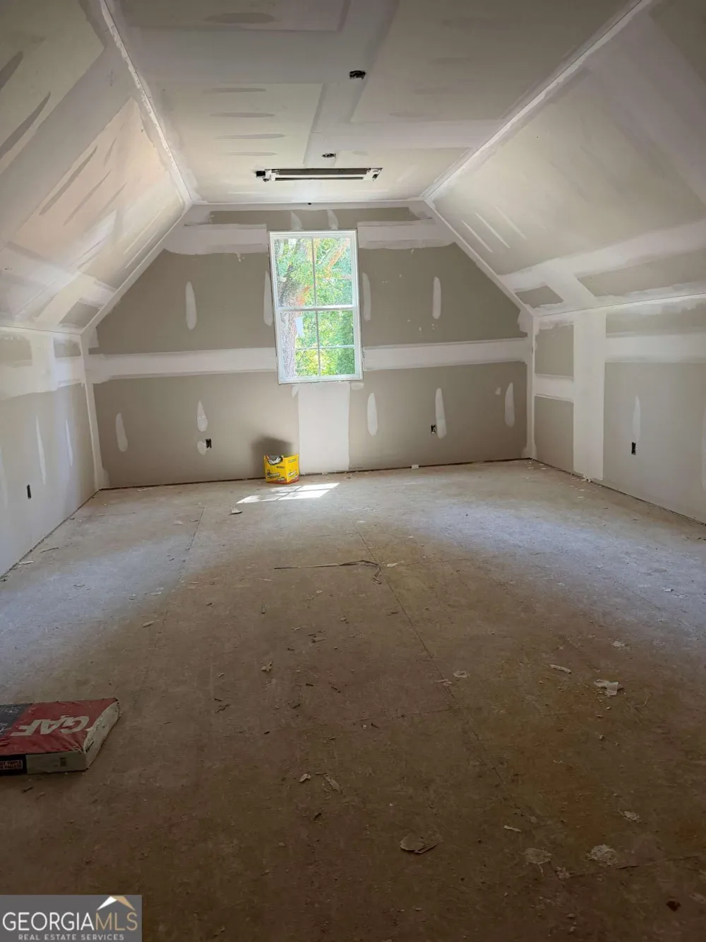 542A Palm ST Holly Springs, GA 30115