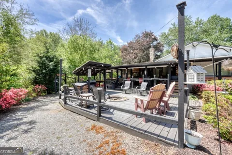 710 Town Mountain RD