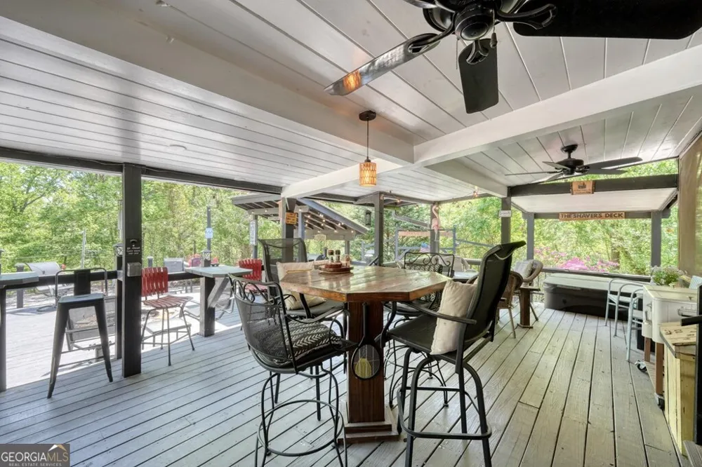 710 Town Mountain RD Hayesville, NC 28904