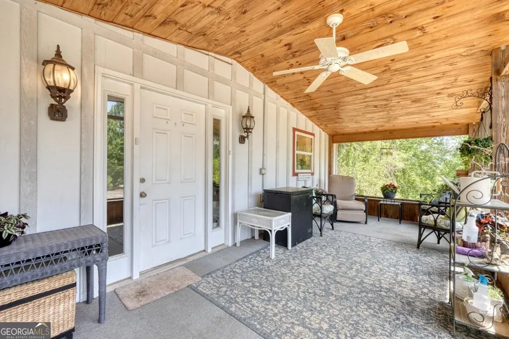 710 Town Mountain RD Hayesville, NC 28904
