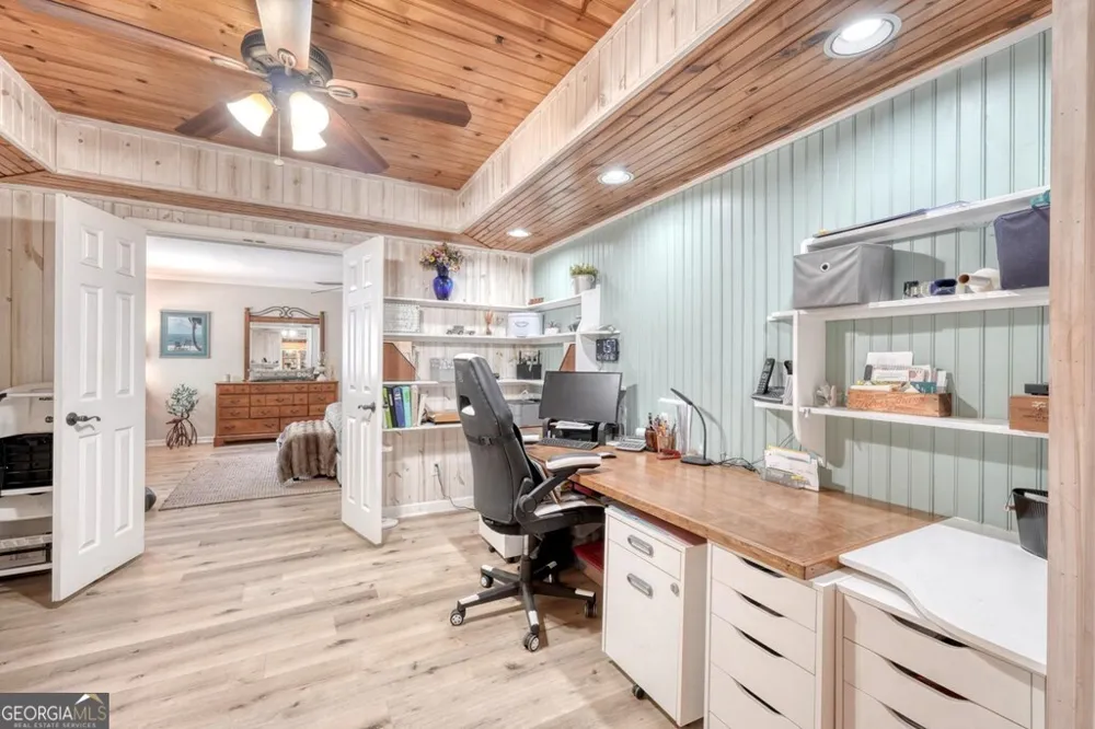710 Town Mountain RD Hayesville, NC 28904