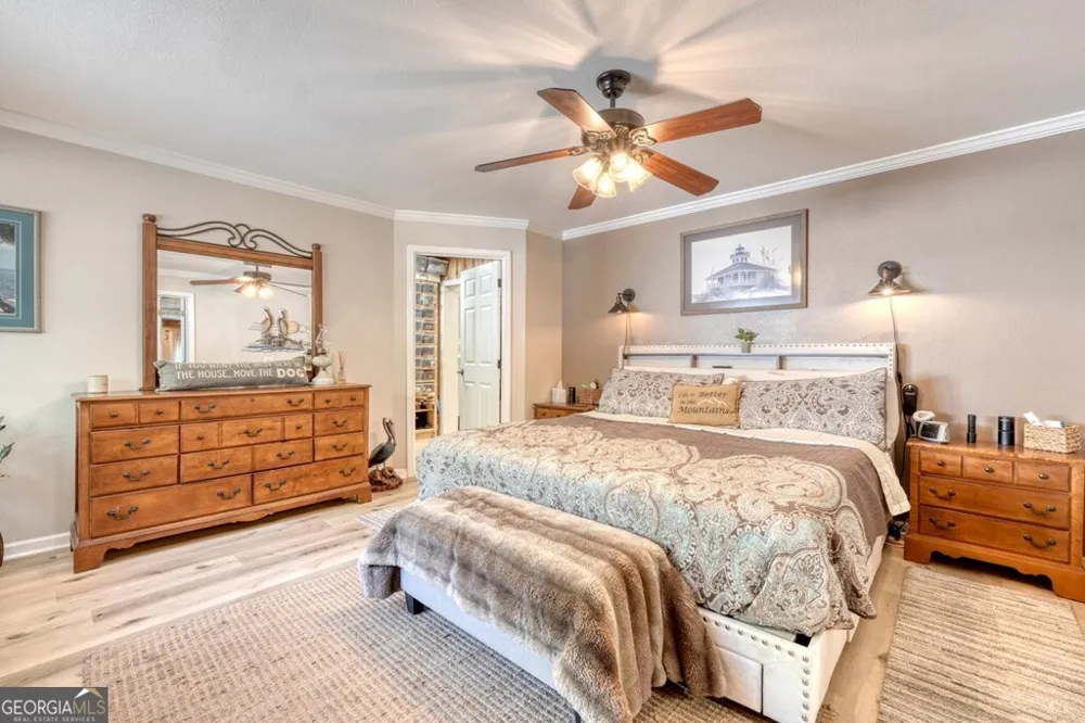 710 Town Mountain RD Hayesville, NC 28904