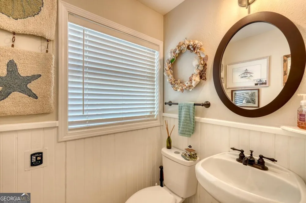 710 Town Mountain RD Hayesville, NC 28904