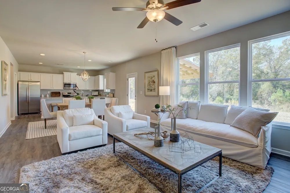 210 Ruby Robin DR Jefferson, GA 30549
