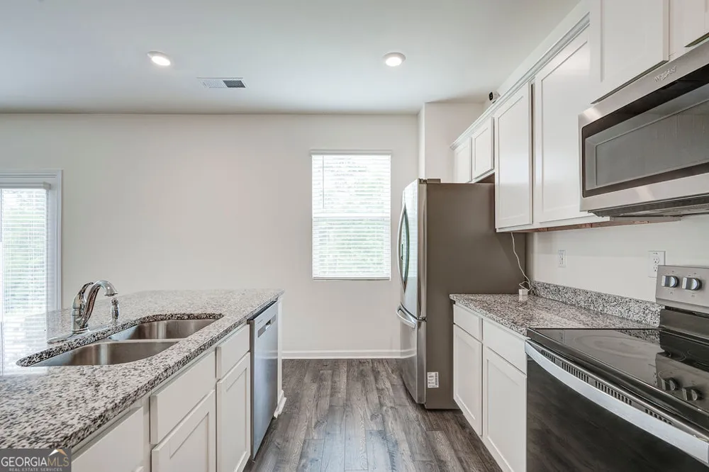 206 Aster AVE Locust Grove, GA 30248