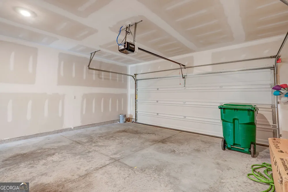 206 Aster AVE Locust Grove, GA 30248
